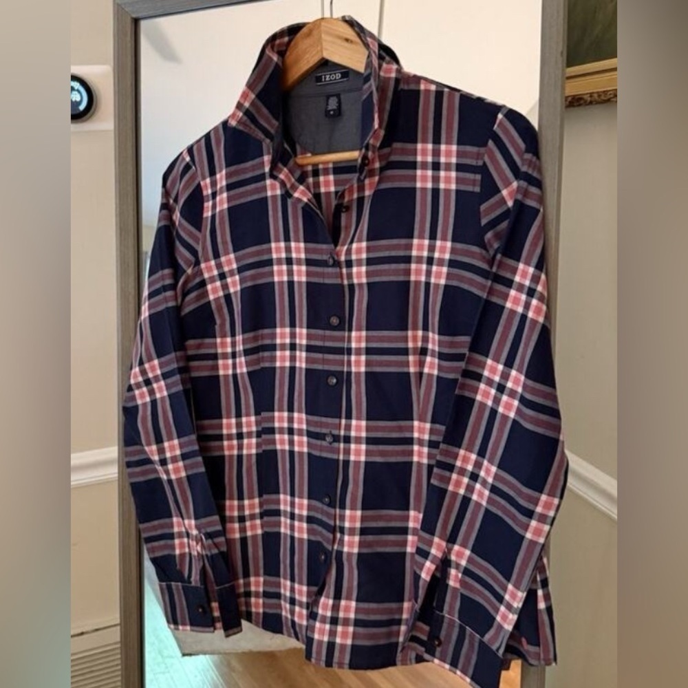 IZOD Women's Plaid Button Up Shirt Medium Navy Pink